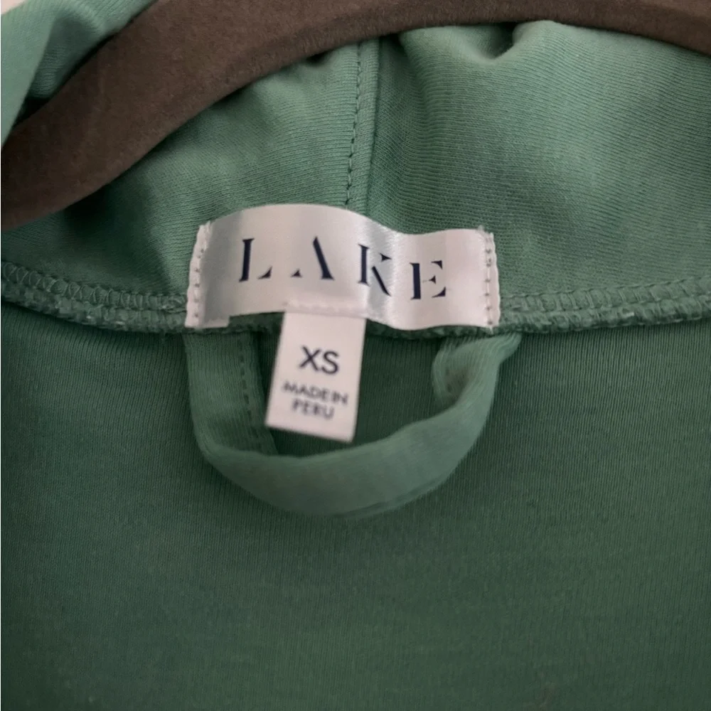 Pima Scallop Robe - Picture 7 of 7